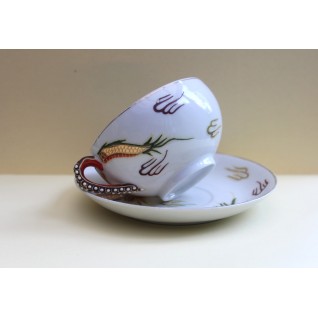 Cup and saucer with dragon...